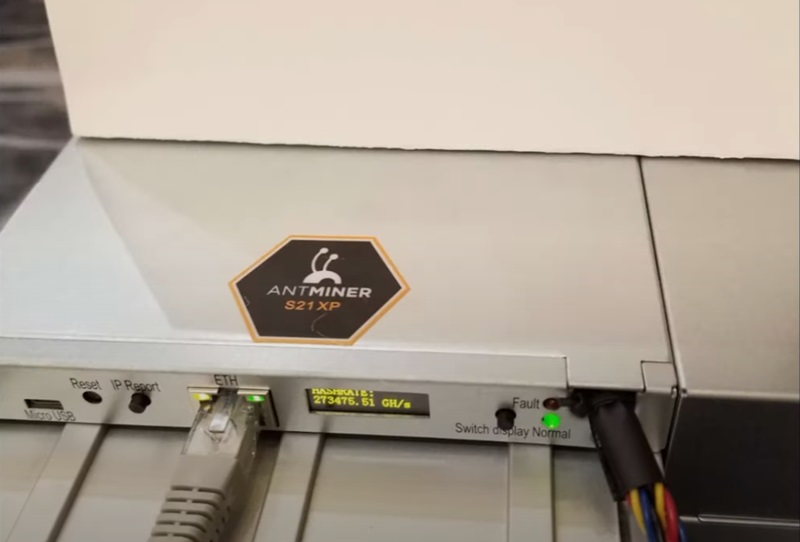 Bitmain antminer S21 XP